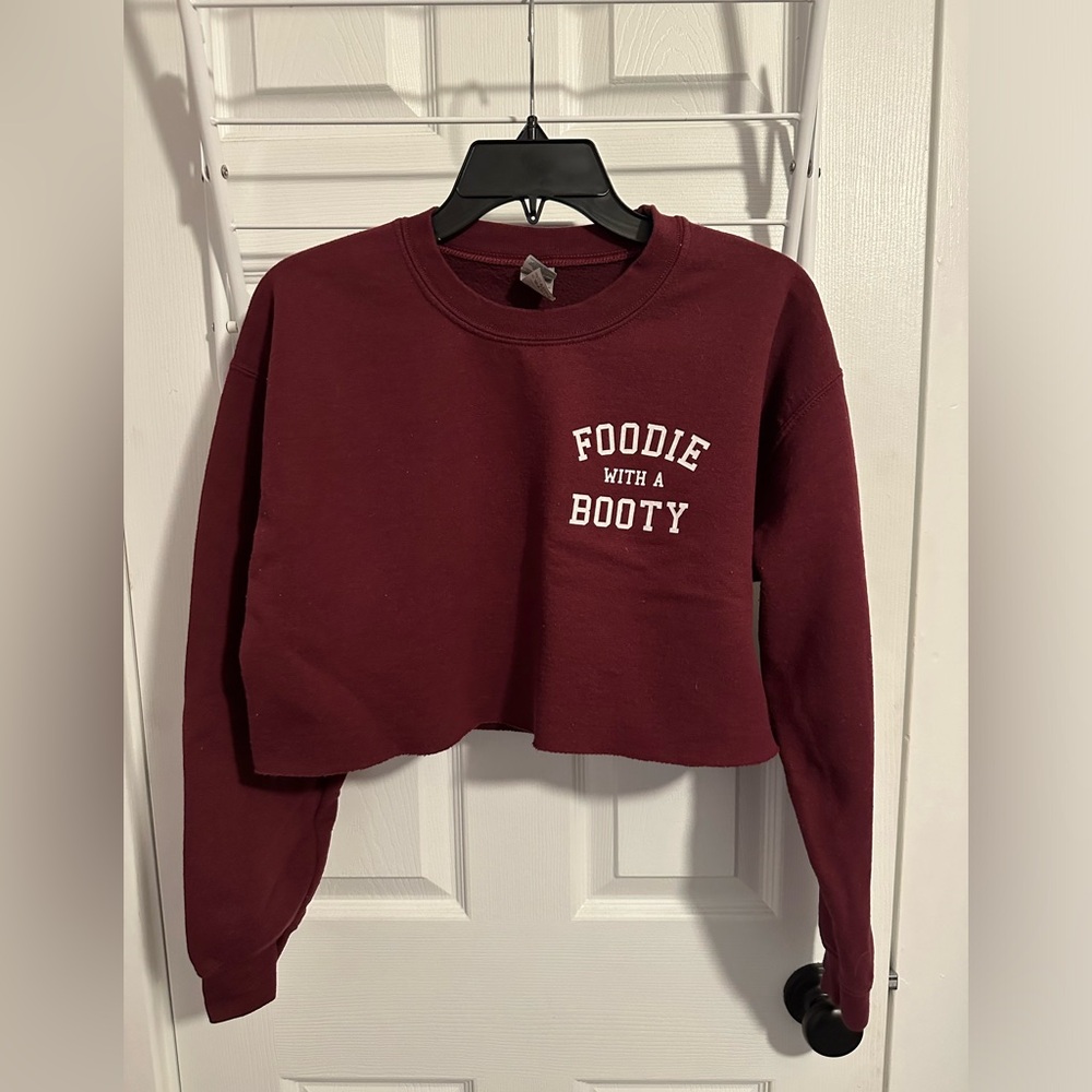cute cropped workout sweatshirt